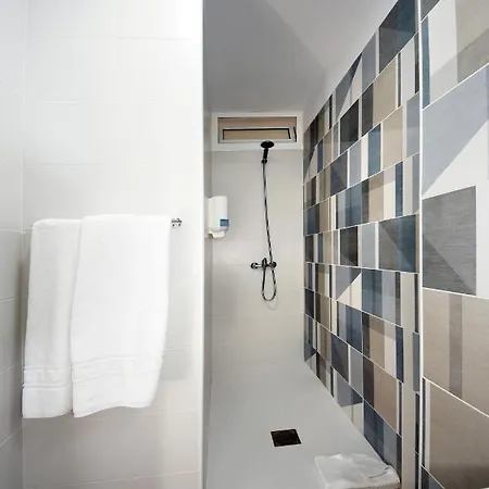 Skyview Tenerife Apartmanhotel 3*